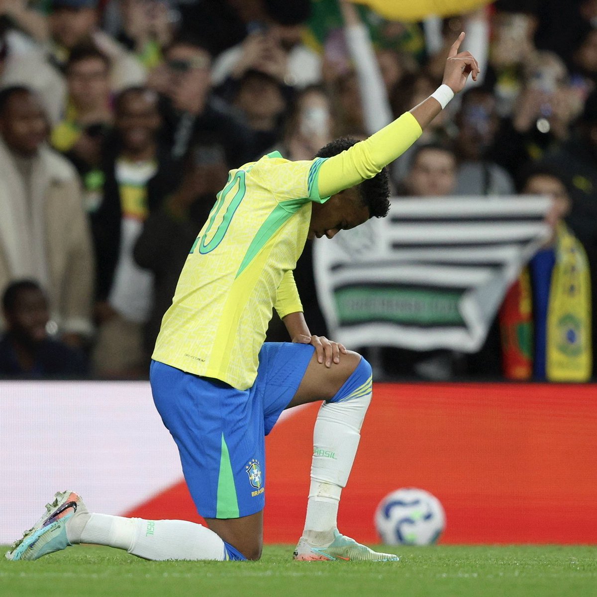 justcfc's tweet photo. 🚨🔵 No player has scored more goals for the Seleção in 2025 than Estevão!

(@BrasilEdition) #CFC https://t.co/3sbFMBnYzN