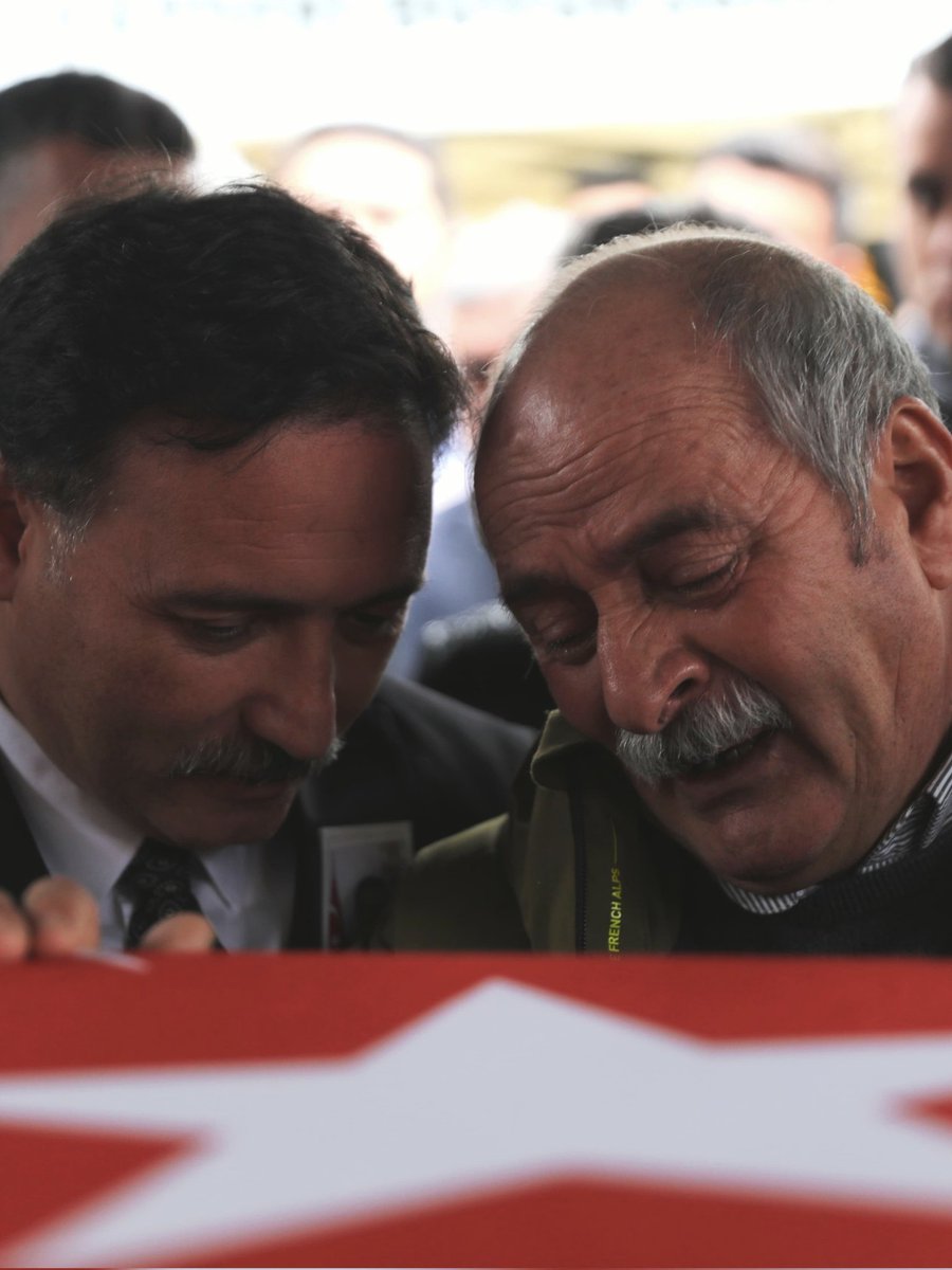 Son bakıştaki o gözler kaldı aklımızda... 🥹 🇹🇷