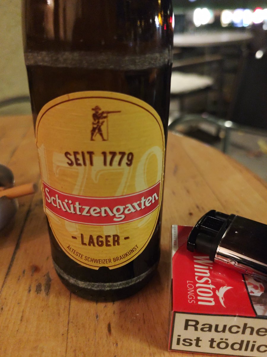 Cata5262's tweet photo. @restoigual_80 Salú... Y buen finde 😎🍺 https://t.co/KDI3hKsF1q
