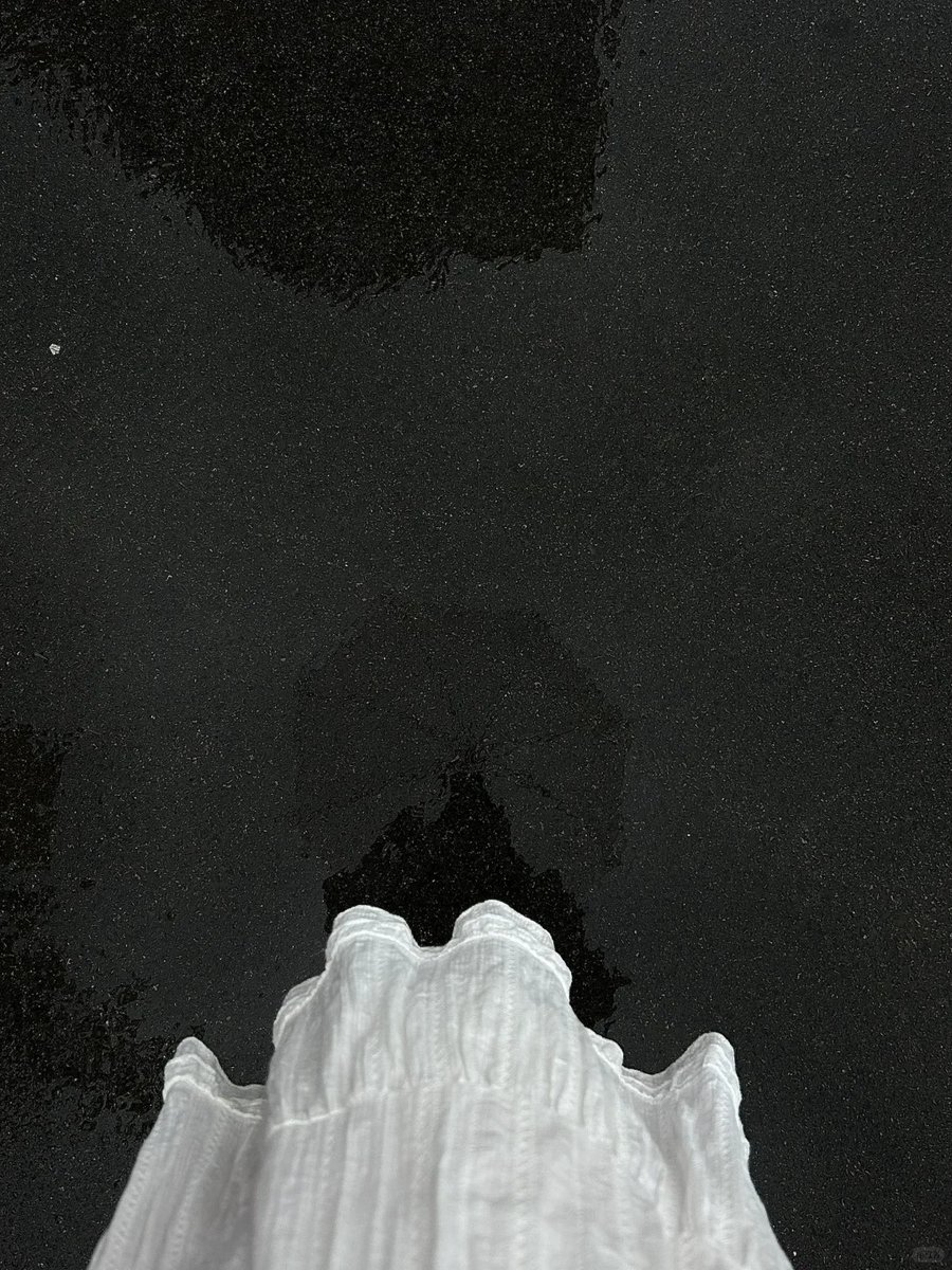 ☔💖 Under the gentle rain, with my umbrella in hand, I feel the world slowing down just for me. Every raindrop whispers little secrets, every breeze carries a touch of joy, and in this moment, I am completely free. 🌦️✨