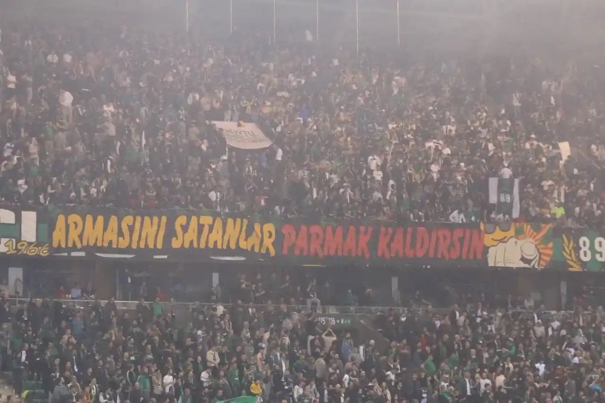 ARMASINI SATANLAR PARMAK KALDIRSIN 🫵