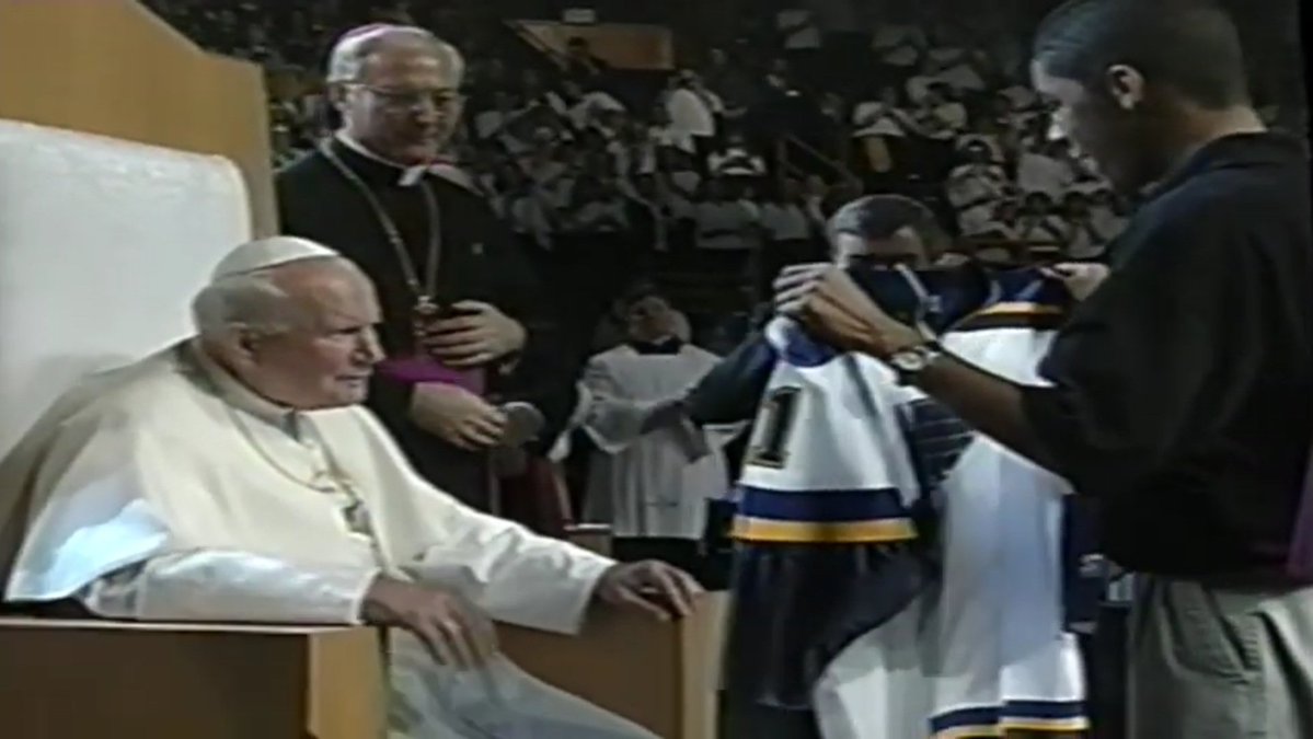 PenguinNote67's tweet image. Hey Blues you did it once let&apos;s do it again

#STLBlues