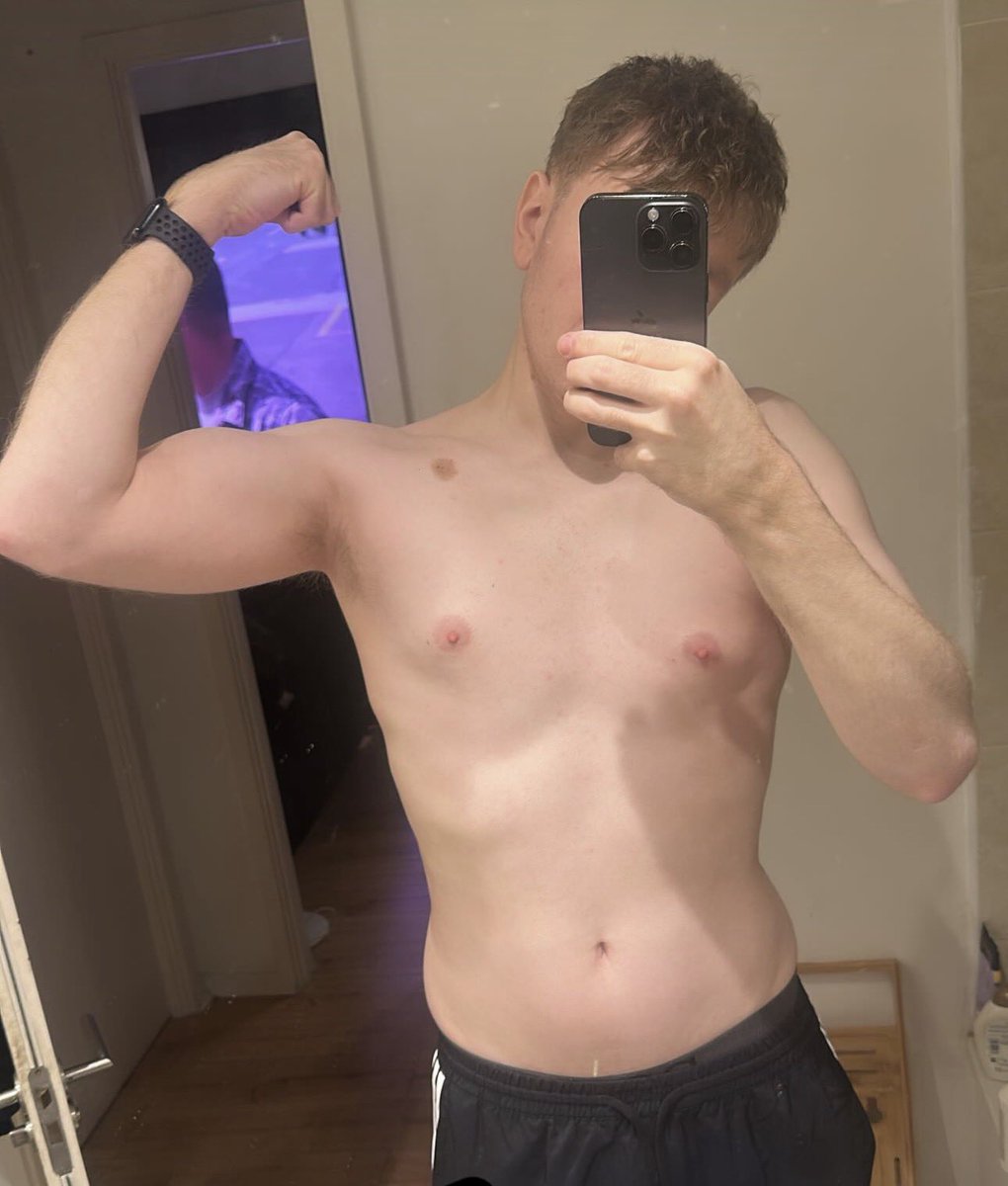 pulse_kink's tweet photo. So I have been hitting the gym recently. Thought people might want to see the progress. https://t.co/BZL1z7uAqL