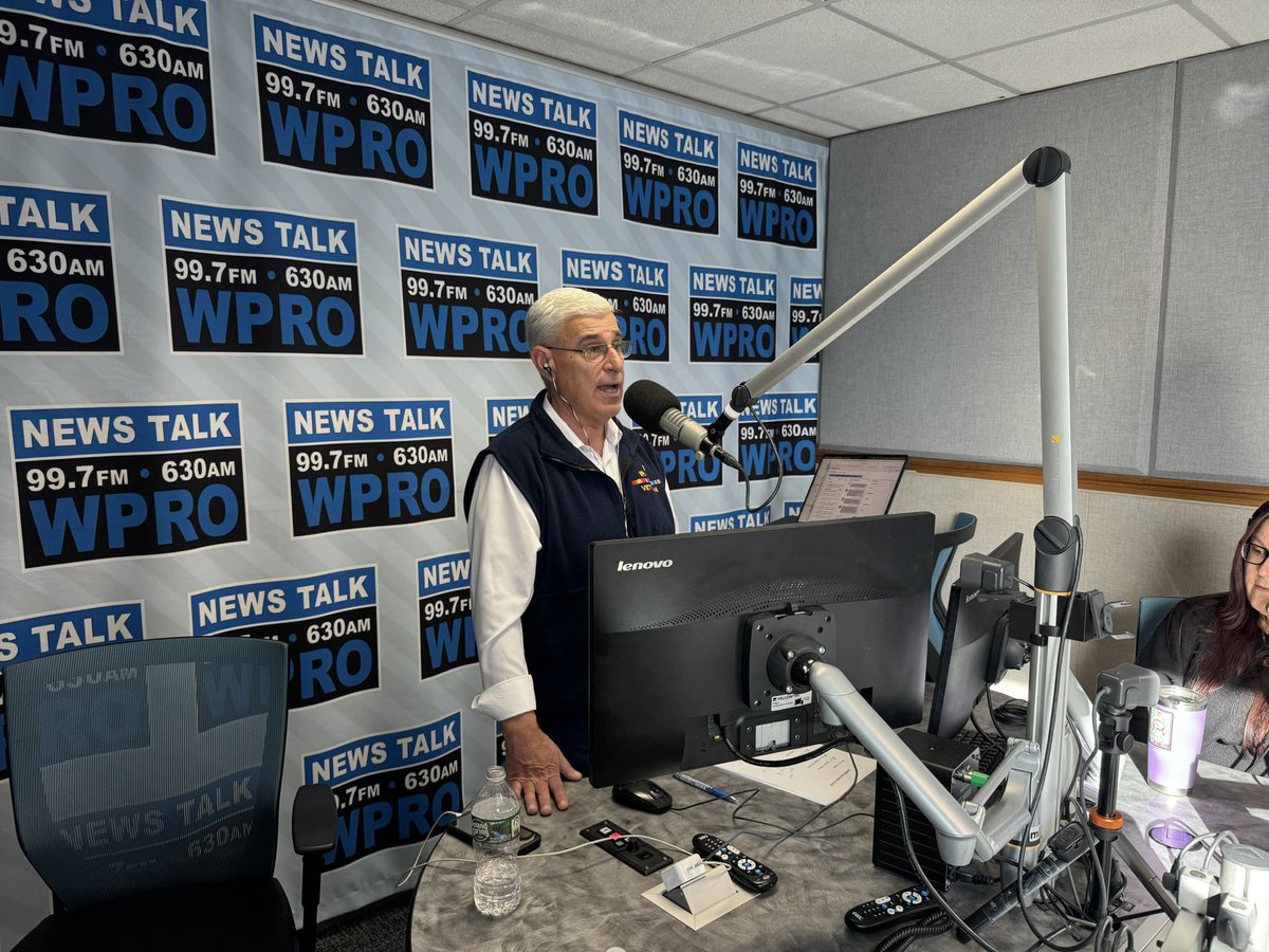 RayBaccari's tweet photo. Breaking: Fmr. state Rep. and @wpro host @LoughlinRI1 (R) announces he’s ending “The John Loughlin Show” after nearly 13 years to run for RI lieutenant governor next year. 

Makes him the first GOP candidate to enter the race. @wpri12 

Read more ⬇️
https://t.co/smo9uptXK7 https://t.co/8ZvrUl7rEC