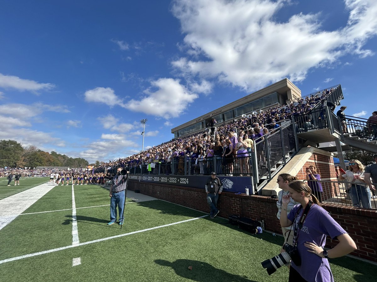 PaigeRileyTV's tweet image. Battle of the Ravine! OBU v. Henderson State