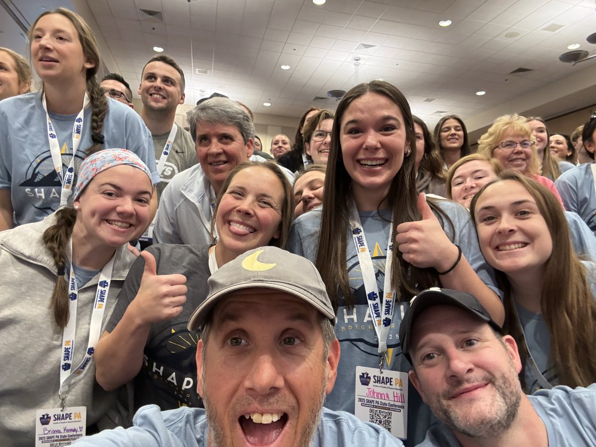 Mark Housel tweet media