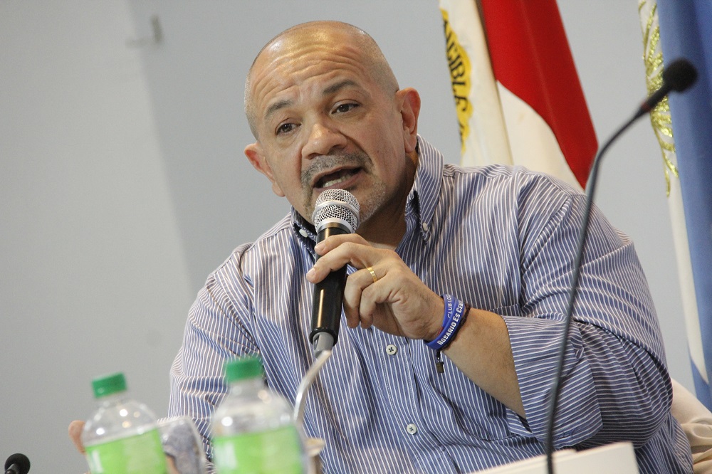 politicastafe's tweet image. 📲 Martín @tincholucero: “Cada docente perdió entre 7 y 8 millones de pesos bajo la gestión #Pullaro” 

➡️ tinyurl.com/25j6dw39