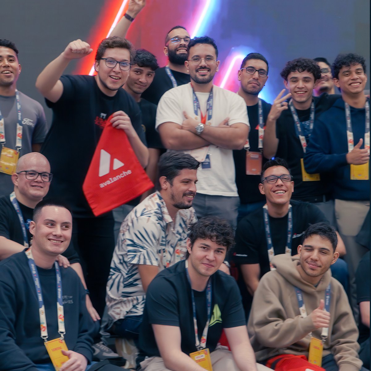 Blockchain Jungle 2025 was incredible for Dojo Coding
Our booth stood out, our community showed up, and we made serious moves in the LATAM Web3 space.
Here's what went down 🧵