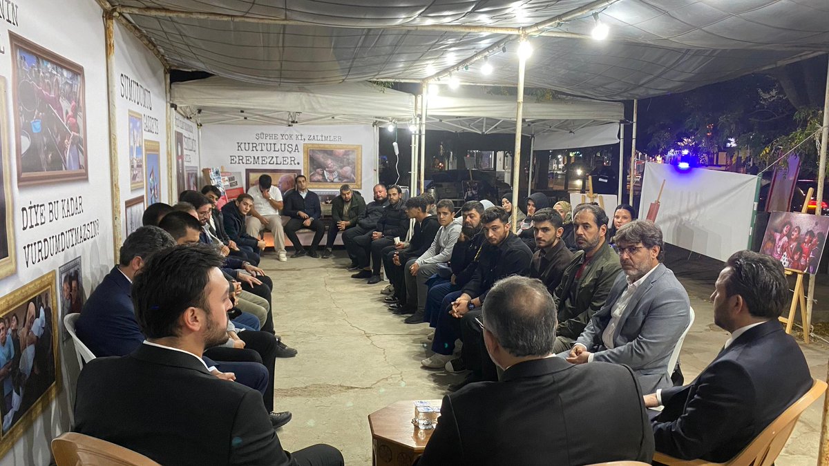 Ada'da bulunan Saadet Partisi Hatay Milletvekilli Doç. Dr. Necmettin Çalışkan ve Genel Başkan Yardımcısı Fatih Akdağoğlu Beyler Filistin Dayanışma Çadırına ziyarette bulunarak SUMUD filosu sürecinde yaşadıklarını ve Gazze’deki son durumu aktardılar.