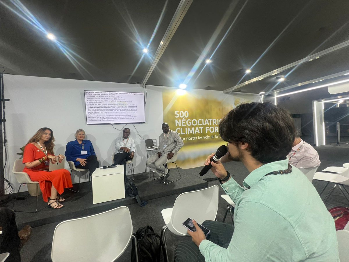 OSS_Comms's tweet image. L’#adaptationclimatique évolue grâce à deux approches complémentaires : ABM et LLA.
L’urgence de mobiliser des #financements #durables pour renforcer la #Résilience des #communautés s’impose plus que jamais.
Lire l’article : oss-online.org/fr/cop30-se-ll…