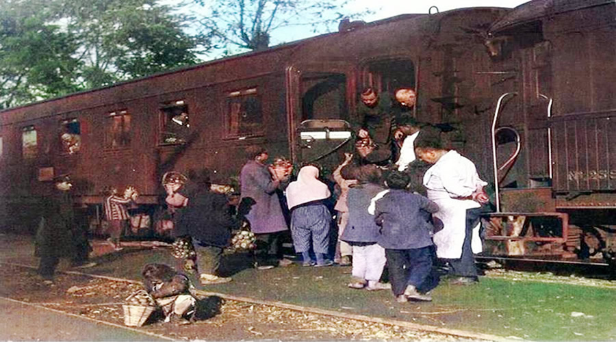 Sapanca ’da Herkes Rolünü Biliyor: Tatilci, İşletmeci, Seyirci

sapanca.info/sapancada-herk… 

#Sapanca #SapancaGölü #SapancaINO 

<a href="/cemaltiyatro/">Cemal Karaağaç</a>