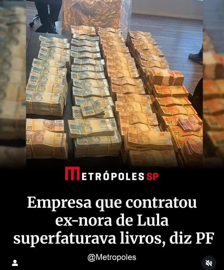 paulodetarsog's tweet photo. A menina que superfaturava livros. https://t.co/oN5AdNI5v7