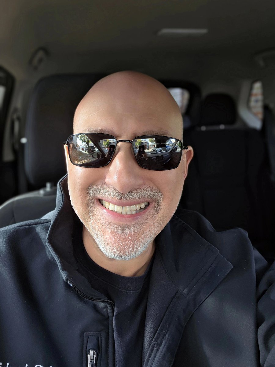 scotjs's tweet image. Saturday smile. Coffee consumed. Errands ran.  Dinner out tonight, where TBD. I&apos;ll be on my couch watching college football the rest of the day if anyone needs me. How are you doing? What&apos;s making you smile today?