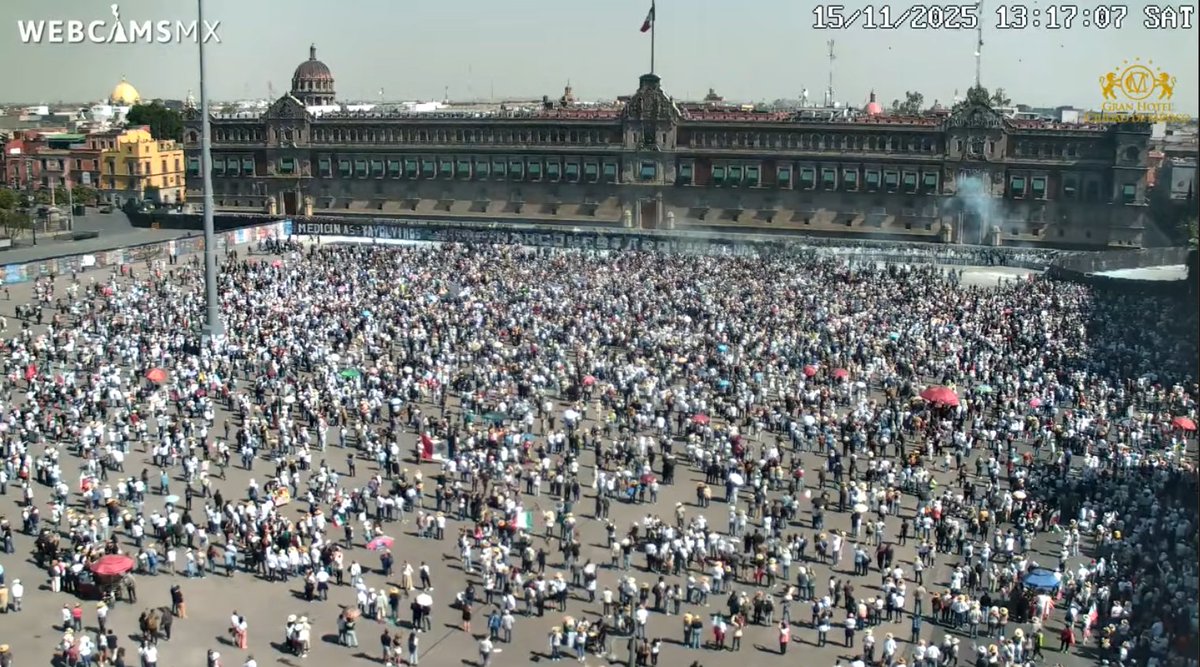 ¿No que puro "bot", Claudia? Súmale a las manifestaciones en otros estados por que fue #MarchaNacional y, en el zócalo, aún faltan contingentes por arribar. Lo de Carlos Manzo fue la gota que derramó el vaso, súmale el hartazgo de los campesinos y ahora el de los jóvenes. ¿Así o