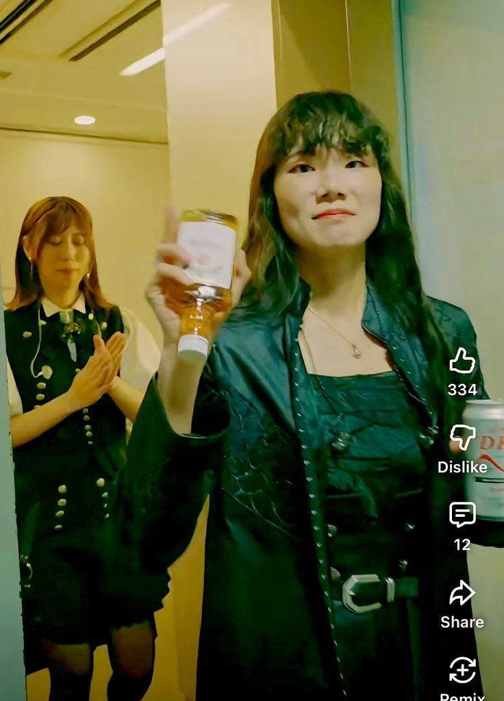 eggleman's tweet image. 皆さん、おはようございます  #BandMaid #SuperSunday 
#PresentPerfect #SCOOOOOP
@saiki_bandmaid @kanami_bandmaid @misa_bandmaid @miku_bandmaid @achi_bandmaid