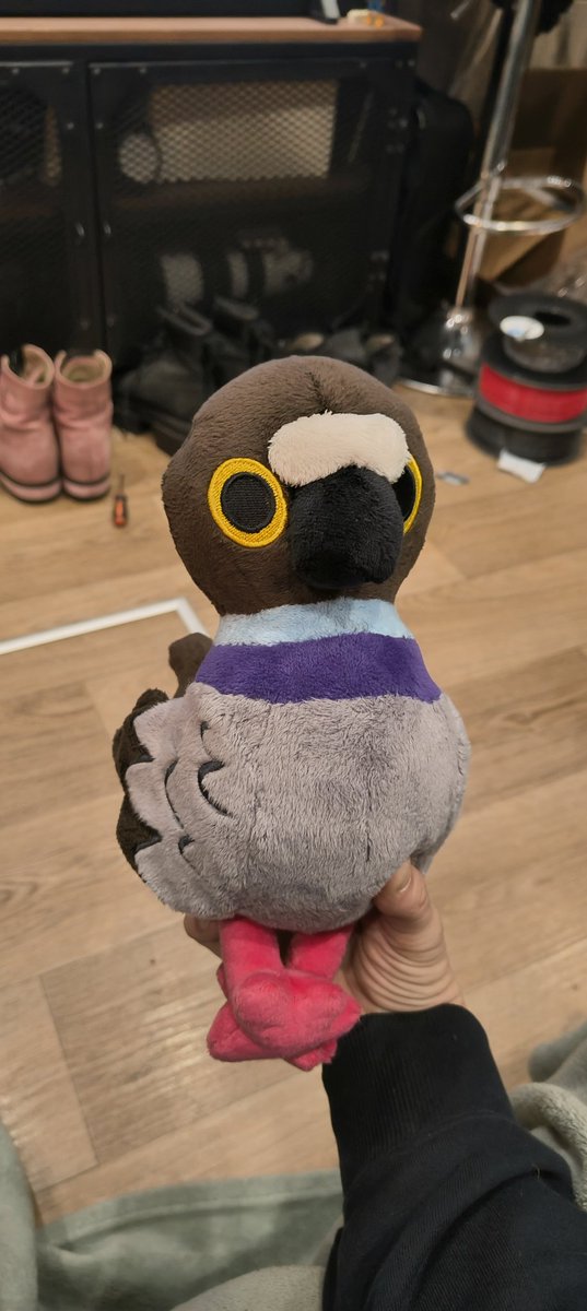 nugget_creations ➡️ tweet media