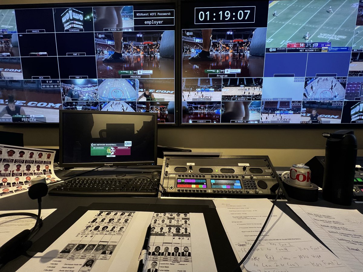 Directing Men’s Basketball on a Saturday as South Eastern Louisiana comes to the Hump. Catch this game at 2:00 pm CT on SEC Network + 🦁🐶🦴🐾🏀🗑️⛹️