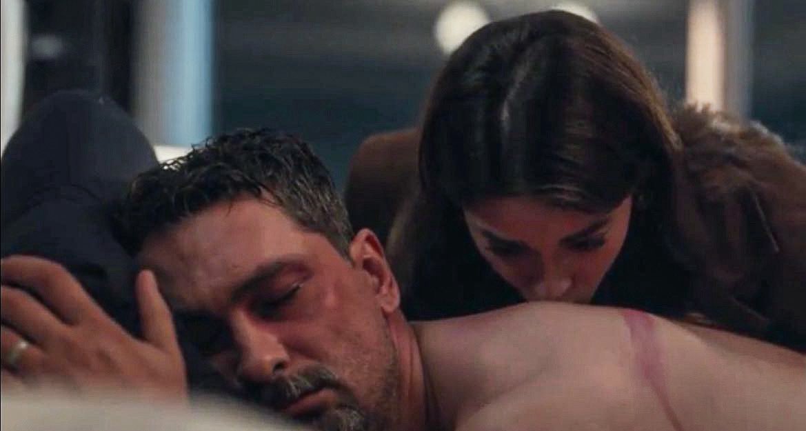 Omg? 😳

—⋆˙⟡ #AynadakiYabancı | #DefHan