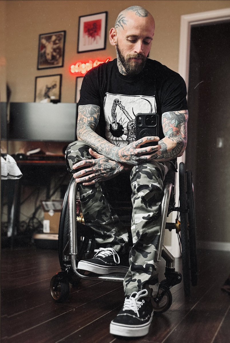 ⛧ 𝖈𝖗𝖎𝖕𝖕𝖑𝖊 𝖙𝖍𝖗𝖊𝖆𝖙 ⛧ tweet media