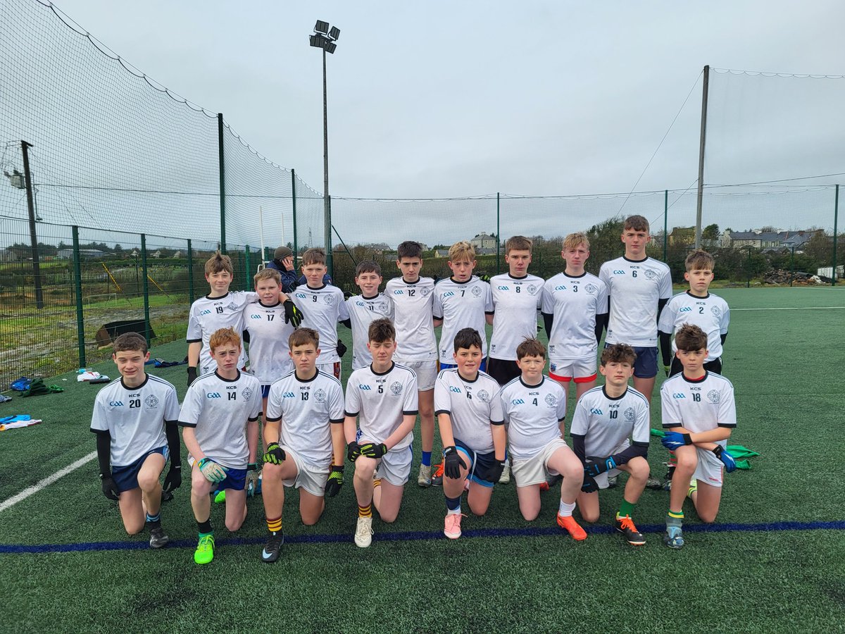 DermotThornton's tweet photo. Cill Ceathair vs An Tuaisceart in Round 2 of the Clare U13 Football Divisional competition.
Well done to both teams in delivering a high scoring and entertaining game of football this morning👏
@coistepeilclare @gdajohnenright @CooraclareGaa @KilmihilGaa @MiltownGAA @kibgaaclub https://t.co/Mp3RXfxWs7