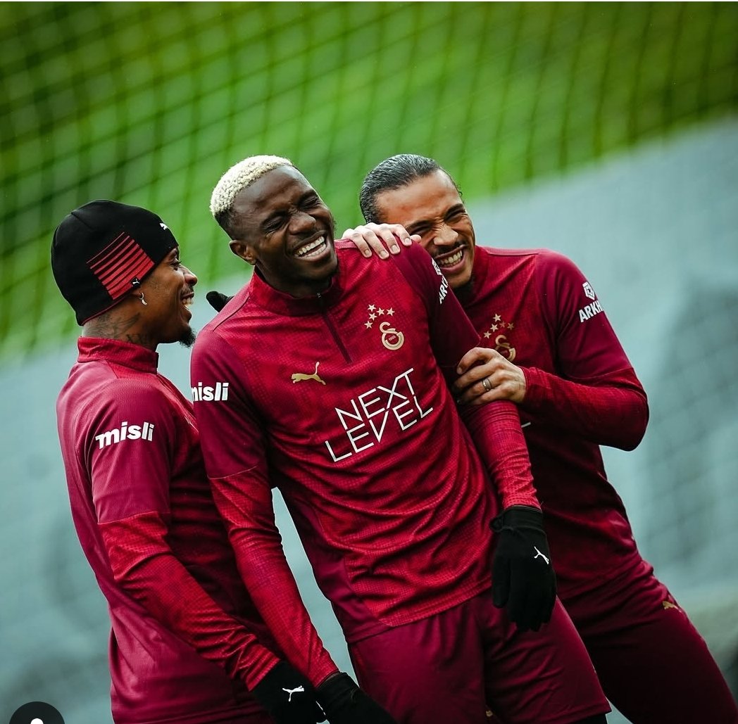 Sané☆Osi tweet media