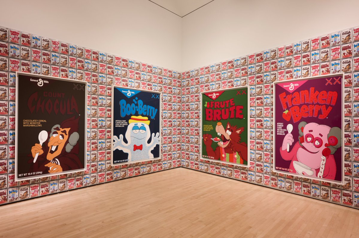 SFMOMA's tweet image. 🚨 &quot;KAWS: FAMILY&quot; is here! 🚨
Explore 100+ works spanning 30 years of KAWS&apos; boundary-defying career. From early sketches to towering sculptures, see how he blends art, design, and pop culture. Experience KAWS’ full artistic process—now open at SFMOMA!

🎟️ bit.ly/4jNApXx