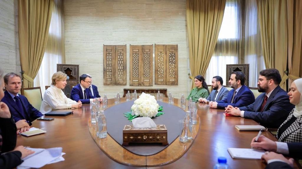 France-Syrie: Anne-Claire Legendre, conseillere Moyen-Orient  d'Emmanuel Macron, et Romaric Roignan, Directeur Afrique du Nord  Moyen-Orient au Quai d'Orsay, ont rencontré aujourd'hui le ministre des Affaires étrangères syrien Assaad al-Chibani à Damas.