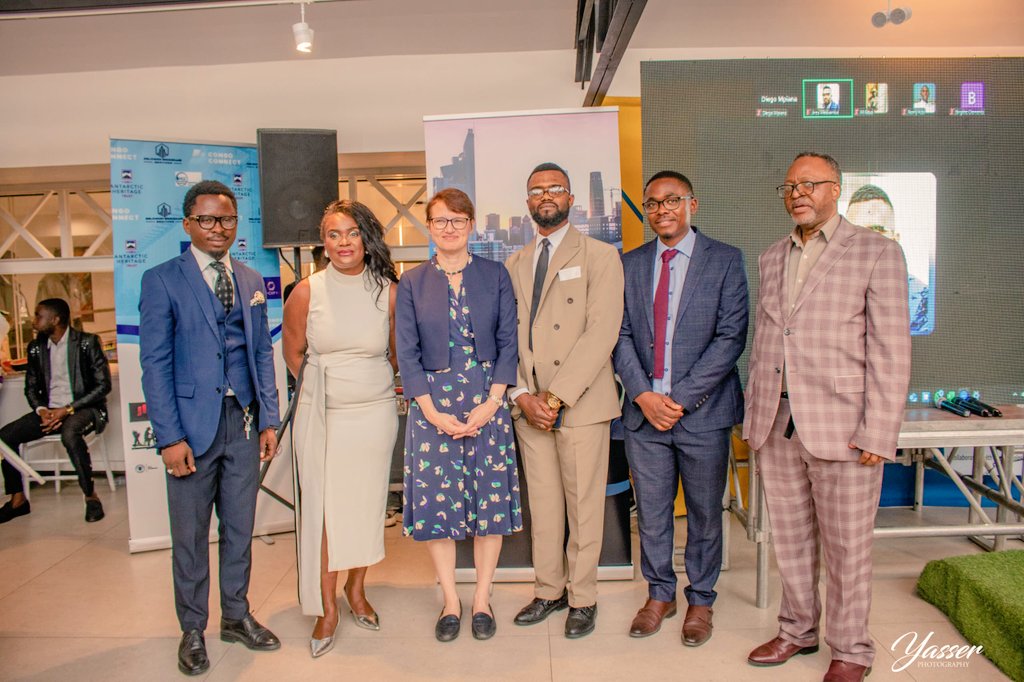 cena_uk's tweet photo. Retour sur Images Oct2025!
In collaboration with the British Embassy in #drc #UK-CENA organised Congo Connect Expo2025 #Kinshasa Edition, bringing different businesses &amp; SMES under one roof, in the effort to promote youth Entrepreneurship &amp;expertise between the UK Diaspora &amp; DRC https://t.co/g9JXLRJvY1
