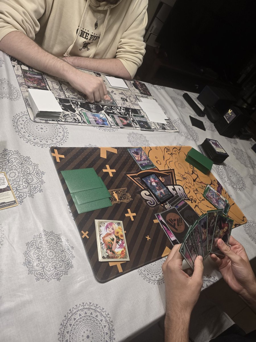 No me he traido bonney para no caer en la tentación, pero estoy viendo ahora jugarla a <a href="/FrancisFF22/">KDZ FrancisFF</a> vs <a href="/AlvaroNear/">Álvaro xNearK</a> y tengo unas ganas de jugarla mañana que para mi se quedan! Prometo testearla más para las finals!