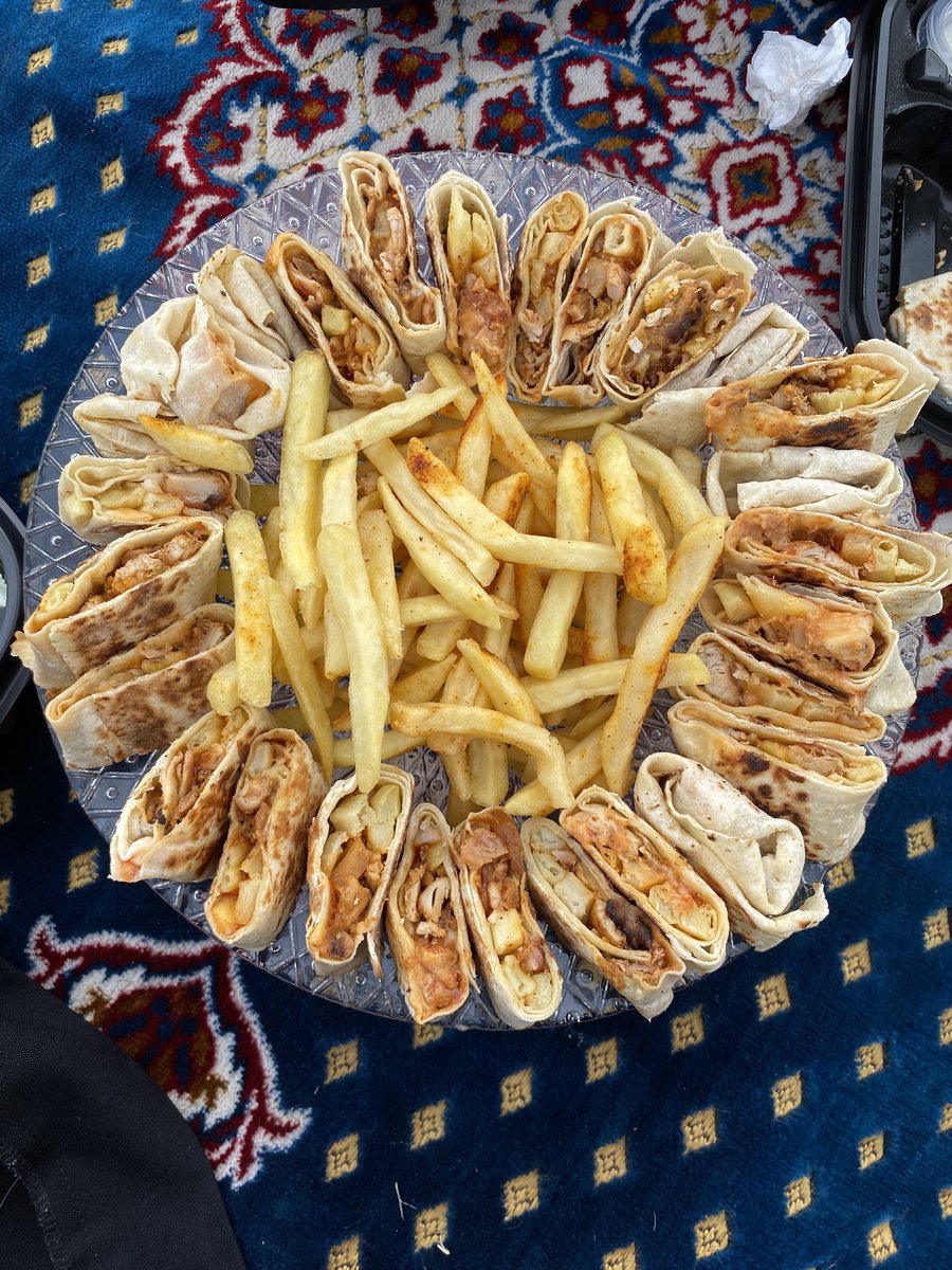 اول يوم ميلاد لنا سوا وافضل يوم ميلاد✋🏻❤️