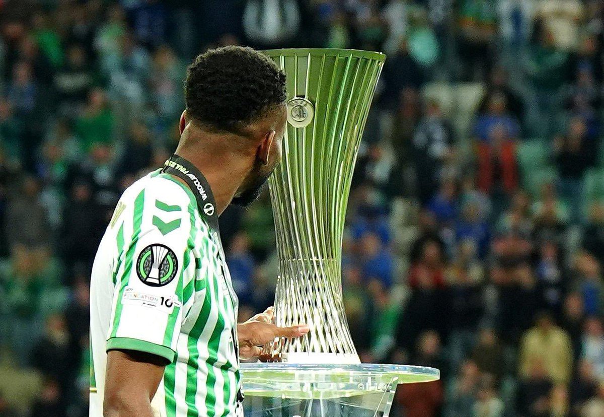 Supremintrovert's tweet image. 