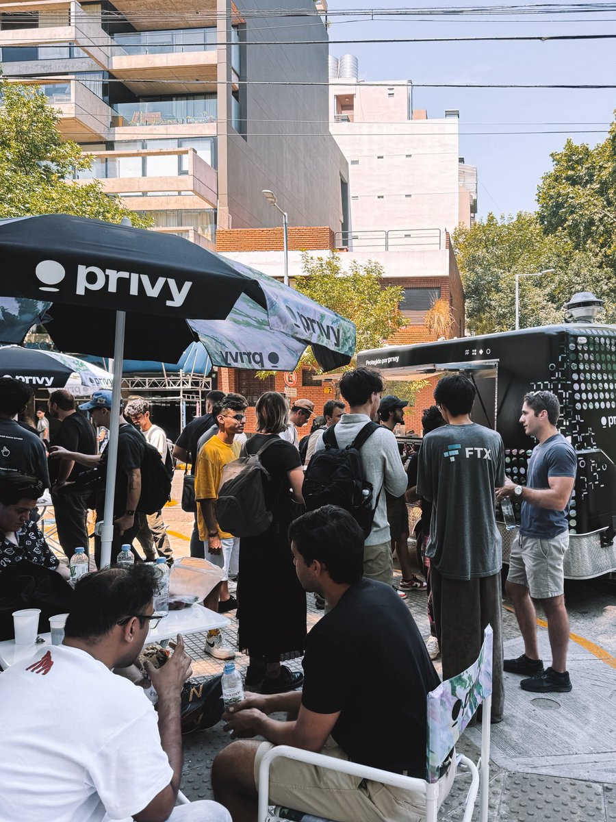 Debbie Soon tweet media