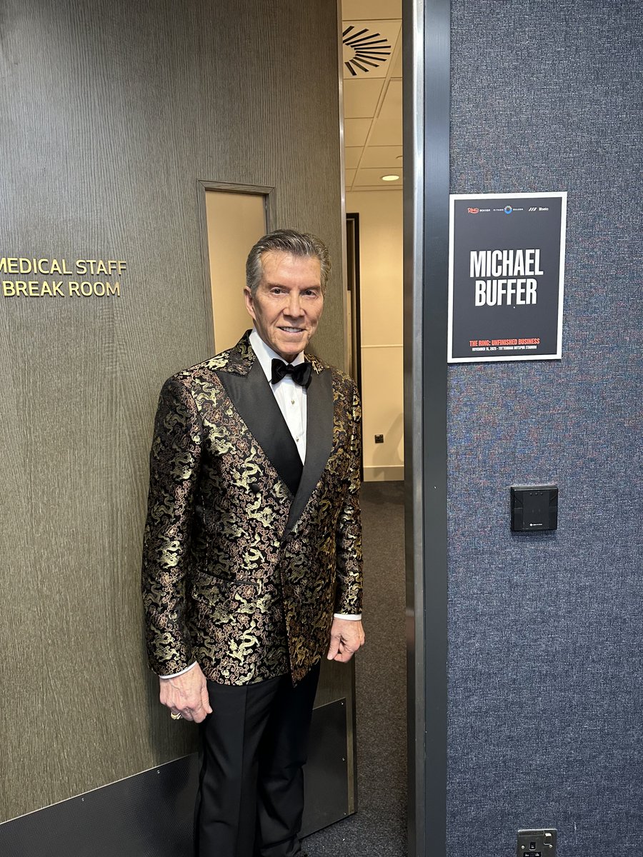 Michael_Buffer's tweet photo. Arrived at Tottenham Hotspur Stadium and about 2 hours to go for the main event!
“LET’S GET READY TO RUMBLE!”® Eubank Jr vs Benn ONE MORE TIME! ⁦@Turki_alalshikh⁩ ⁦@RiyadhSeason⁩ ⁦@DAZNBoxing⁩ ⁦@MatchroomBoxing⁩ https://t.co/qS0QVo9CD2