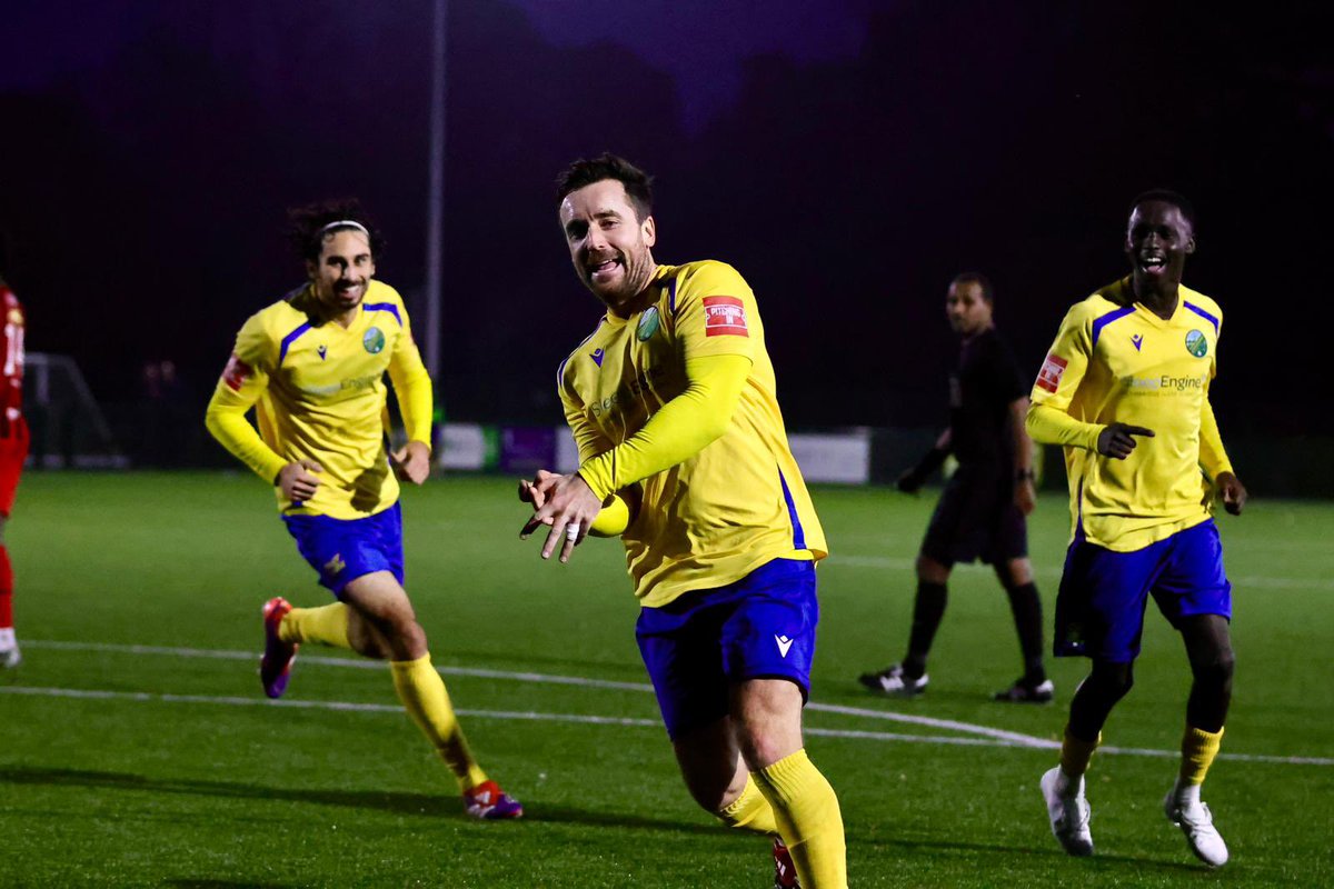 AscotUnitedFC's tweet image. 𝐃𝐢𝐝 𝐬𝐨𝐦𝐞𝐨𝐧𝐞 𝐬𝐚𝐲 𝟑 𝐩𝐨𝐢𝐧𝐭𝐬 🏌️

✔️ match winner
✔️ player of the match
✔️ seany frasers back

@seanyfrase 

#WeAreAscot
#UpTheYellas