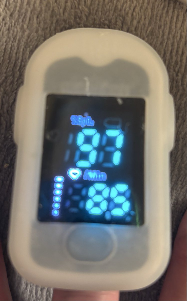 t_yuka0410's tweet image. 酸素吸入なう！
いい感じ🫡👍🫶

今日もいい日になあれ💫💫

#酸素飽和度
#spo2
#サチュレーション
#血圧
#バイタル
#肺動脈性肺高血圧症