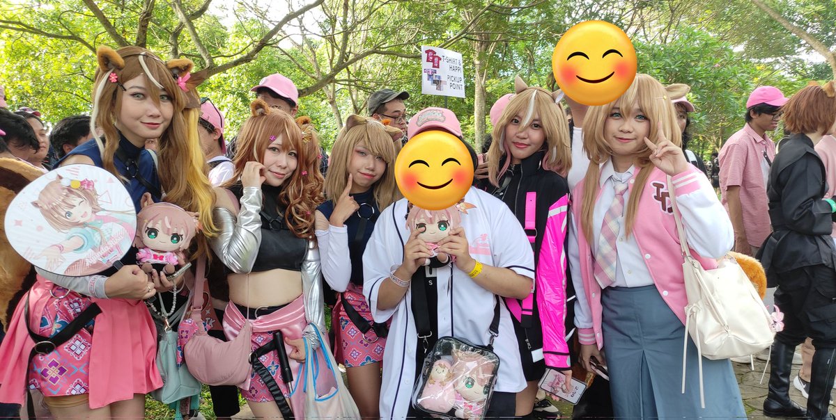 SndokNyamNyam_'s tweet photo. Met so many risu 😊

cos : @schiabonbon @kureha_marie @pinkkeulatte  (sorry I forgor to ask 2 others) 

#Ayunda_Risu #holoIDChromaticFuture https://t.co/hjBWNeX9Ce