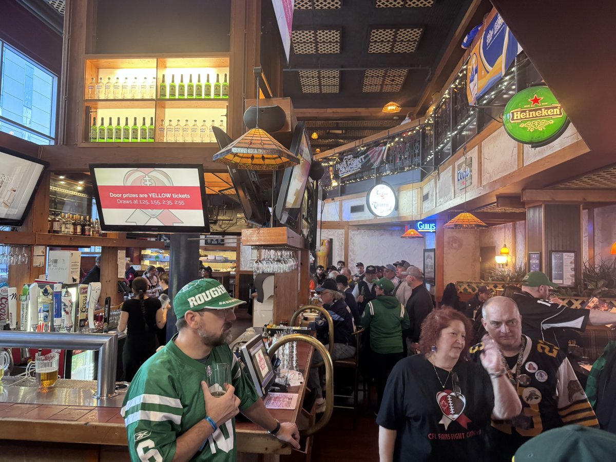 KrisCherewyk's tweet image. The absolute best event at #GreyCup is @cflffc. What an amazing atmosphere.