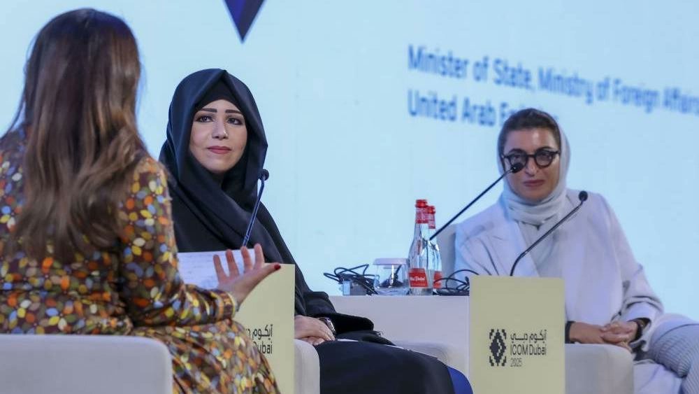 شاركت سمو الشيخة لطيفة بنت محمد في جلسة «الدبلوماسية الثقافية برؤية إماراتية» ضمن فعاليات آيكوم دبي 2025، بمشاركة وزيرة الدولة نورة الكعبي وإدارة مينا العريبي.