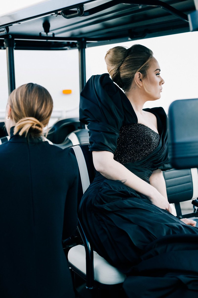 Adelettes2's tweet image. Adele: One Night Only 🌙 
📸 @RAVIEB