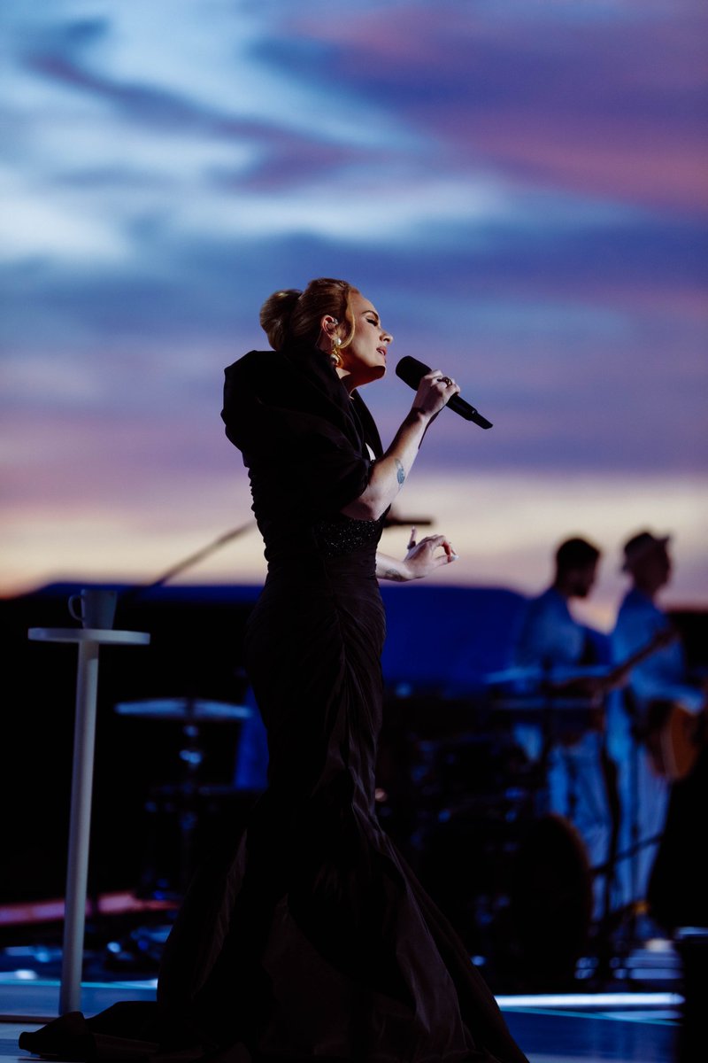 Adelettes2's tweet image. Adele: One Night Only 🌙 
📸 @RAVIEB