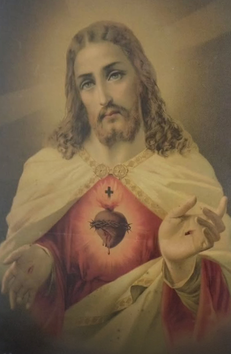 f00bag's tweet photo. if you think this hand sing is demonic ur just lost https://t.co/6pK8BHehIk