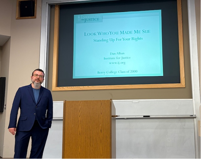 BerryEconRocks's tweet photo. Kudos to alum Dan Alban for his visit in early October. Dan gave a public lecture, guest lecture in a law and econ class, and (along with his wife Emily) had a small group chat with some students interested in legal careers. https://t.co/DNpSm7pwfp