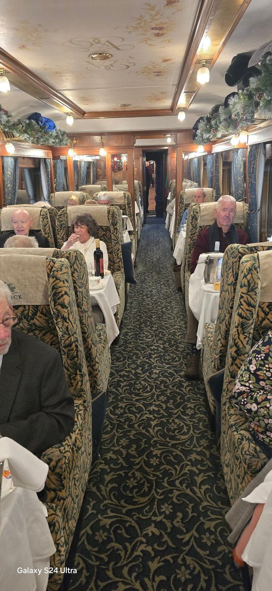 RoyalDickie's tweet photo. I've had the most amazing day on #NorthernBelle's #PullmanOrientExpress travelling to and from Edinburgh and York hosting a visit by 42 @WeAreTripsmiths guests enjoying a superb lunch up and a delicious Christmas dinner down - a journey all about a tour of the #RoyalYachtBritannia