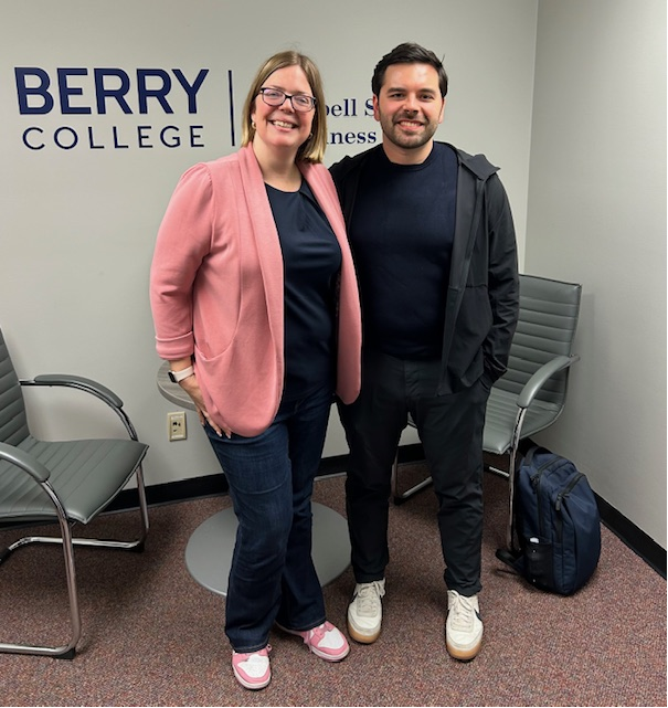 BerryEconRocks's tweet photo. We recently welcomed Noah Lyman, a 2018 grad who is now an assistant professor of finance at the University of Warwick, back to campus for a guest lecture on corporate governance in our law and economics class. https://t.co/6c4YQxDrM9