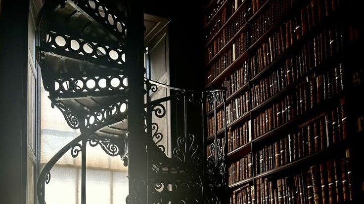 AcademiaDreams's tweet image. “Listen to them, the children of the night. What music they make!”

— Bram Stoker, Dracula