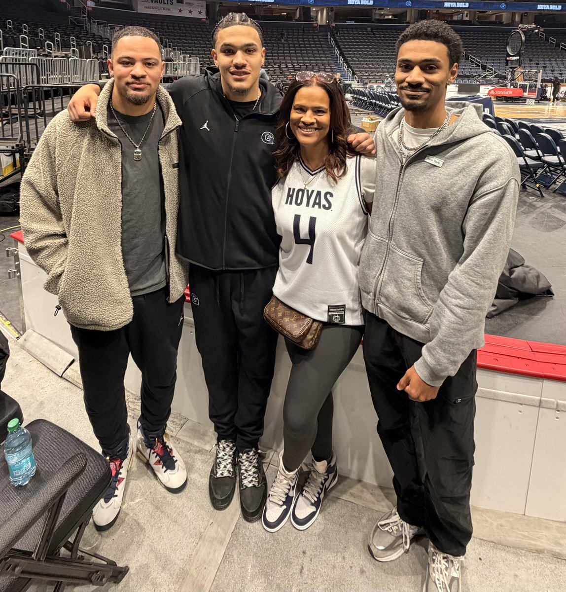 AlisonW39's tweet image. Great win today!!! #ILikeUs #WeComing @calebwill1ams