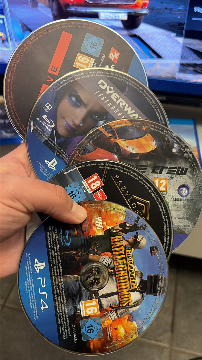 Suite à la sortie de PUBG sur current gen, vous êtes retournés sur le jeu ?
Vous en pensez quoi ?

Ça fait du bien d’avoir enfin un jeu qualitatif 🥹

Adieu version PS4, tu rejoins les autres frisbees de ma collection.