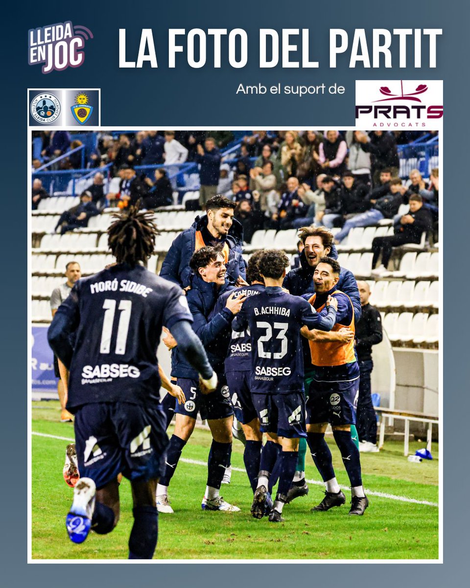 📸 LA FOTO DEL PARTIT

😍 L'alegria dels jugadors de l'<a href="/atletic_lleida/">Atlètic Lleida</a> després del gol de la victòria de Joan Campins que dona tres punts vitals, tot i seguir en zona de descens!⚽️

🤝 Amb el suport de <a href="/pratsadvocats/">Pratsadvocats</a>!

📸 <a href="/Ingrids_photos/">Ingrid Segura</a>

#AtlèticLleidaAndratx #LleidaEnJoc