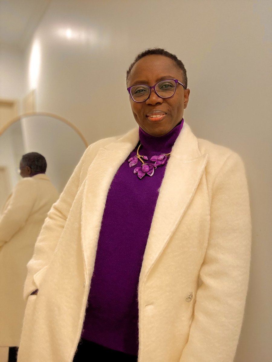 SEVEN LESSONS FROM THIS SCANDAL:

1) Many Twitter influencers are narcissists.

There is something that draws you to them.
You see the charisma &amp; you gather like flies.

The magnetism is just the tip of an iceberg, sitting on decadence, debauchery, greed, value poverty, principle