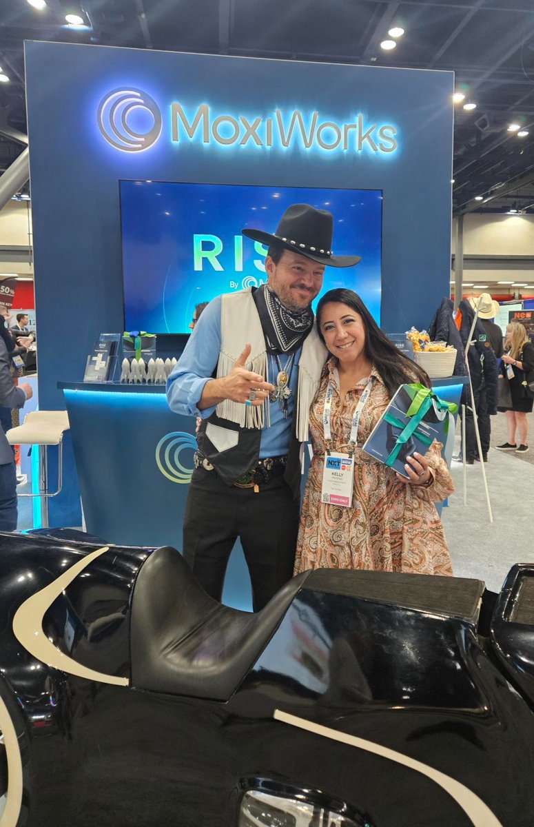 MoxiWorks's tweet image. Congratulations to our Day 1 winner! 

Come on by and enter to win Bose noise-cancelling headphones! Winners daily. 🚀 

#NARNXT #REALTORS #PropTech